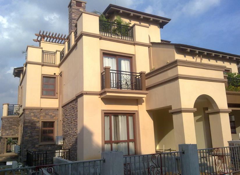 EPS線條重量輕，大大減輕了建筑物的負擔