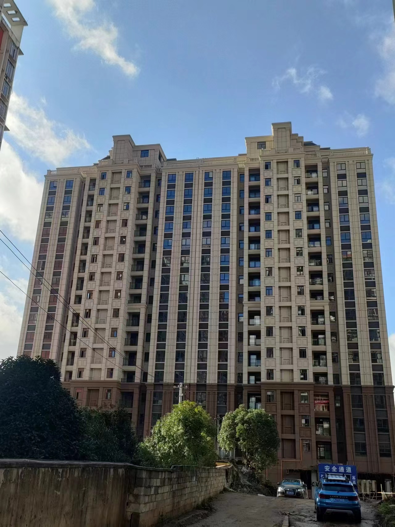 【eps線條廠家】深讀EPS外墻裝飾構件的材質與優勢