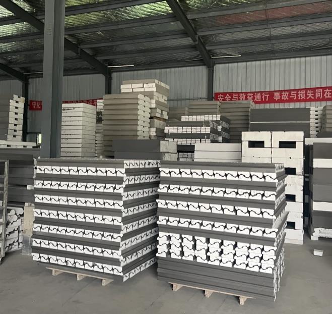 EPS外墻線條的價格區間大致在每米幾十元至幾百元不等