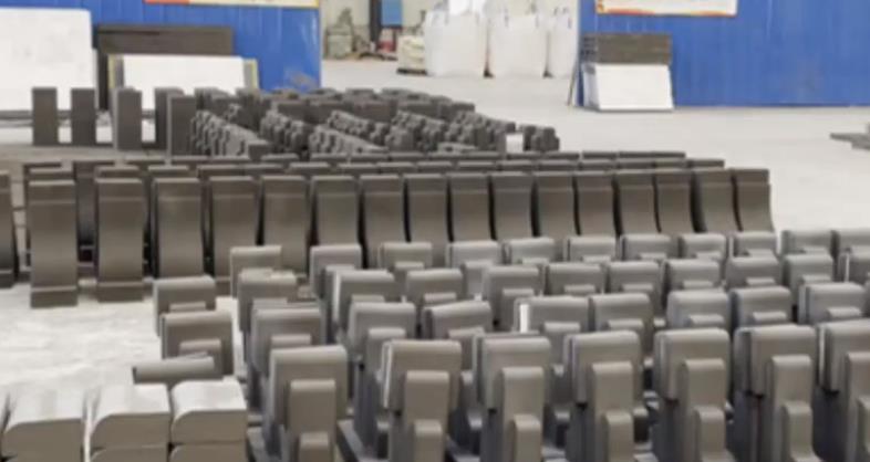 農村別墅屋外墻裝飾構件選擇現澆還是購買eps構件好？