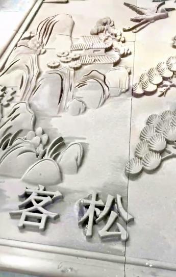 選擇外墻裝飾構件時，還需要注意以下幾點