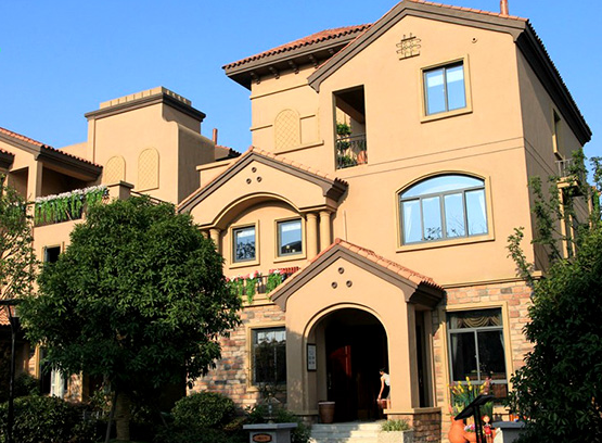 別墅外墻裝修的亮點：安裝EPS線條的實際應用效果